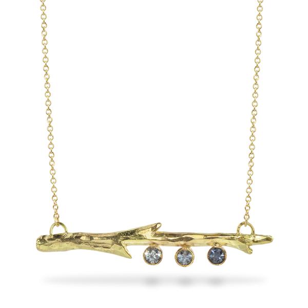 MONTANA SAPPHIRE AND 18KT FAIRMINED YELLOW GOLD PENDANT MONTANA SAPPHIRE AND 18KT FAIRMINED YELLOW GOLD PENDANT